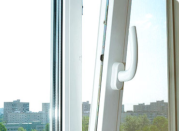 Ремонт створки пластикового окна